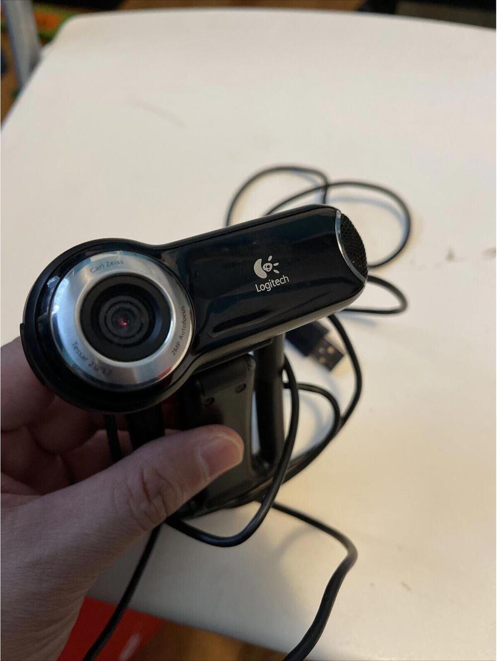 Logitech QuickCam Pro 9000 HD USB Webcam V-UBM46 Carl Zeiss 2MP Autofocus (13) - Picture 12 of 12